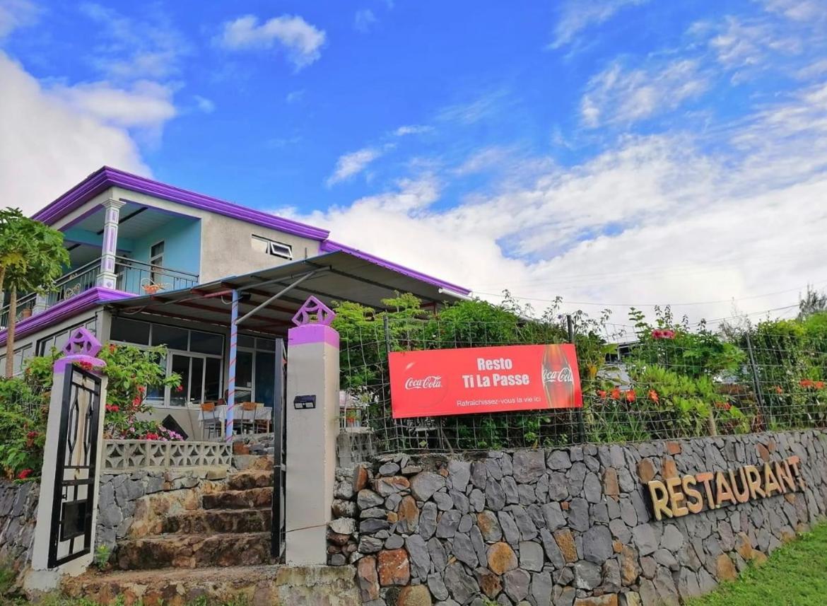 Tilapasse Resto & Guest House Port South East Exteriér fotografie